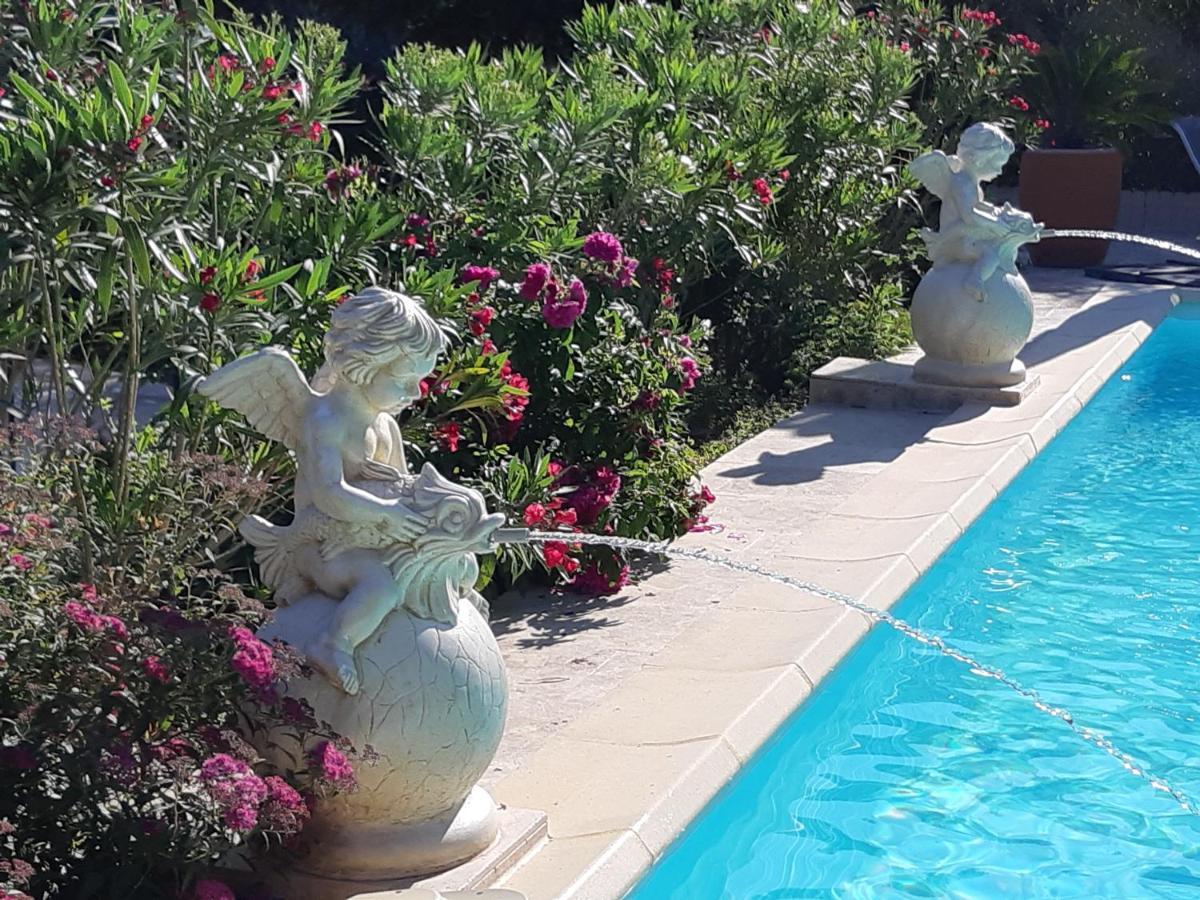 Chambres D'Hotes- Piscine, Spa, Tennis Belcodene Экстерьер фото